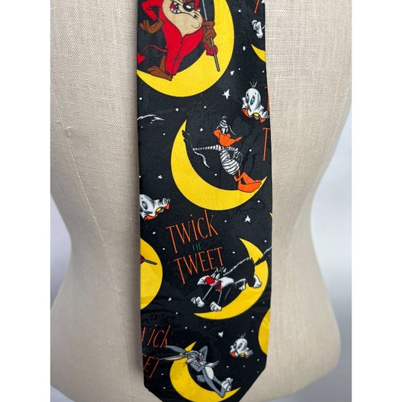 Looney Tunes Addiction Halloween Twick or Tweet Tie Polyester Black - Picture 6 of 16